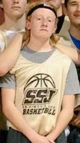 SSJBBALL's tweet photo. Name: Pat "Hot tomale" Crenny
Height: 5'0"
Weight: 110
Specialty: the Jimmer
Hobby: listening to Ariana Grande http://t.co/XUxQfa6KZM