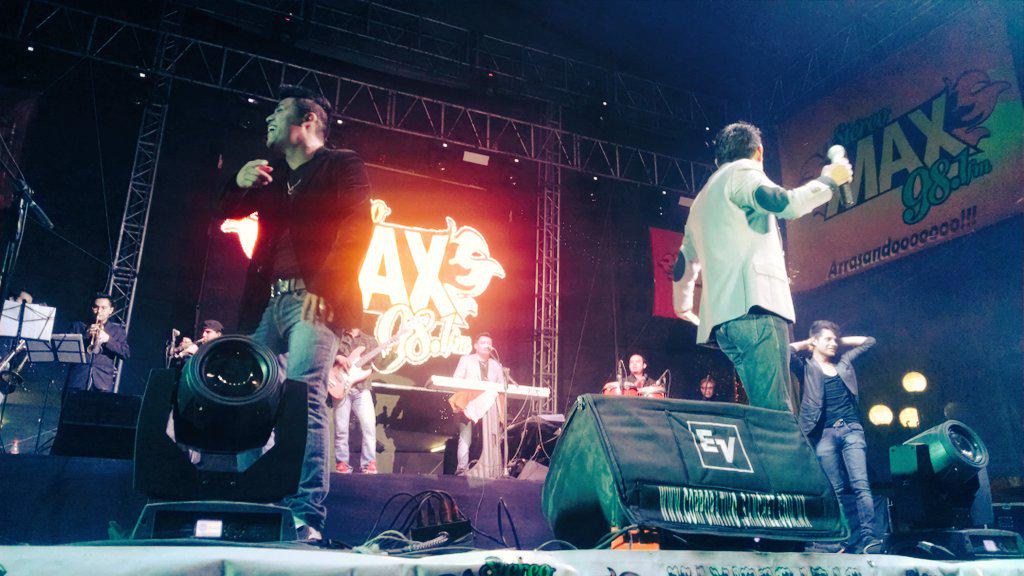 MuniecoAr's tweet image. Visitando el bonito estado de Tlaxcala #Preposada @FmStereoMax quiero pareja para bailar! Grupo X
