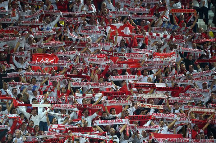 PSevillistaM's tweet photo. Hoy nervion tiene q ser una caldera #VamisMiSevilla europa nos espera http://t.co/QWQdy1dnZy
