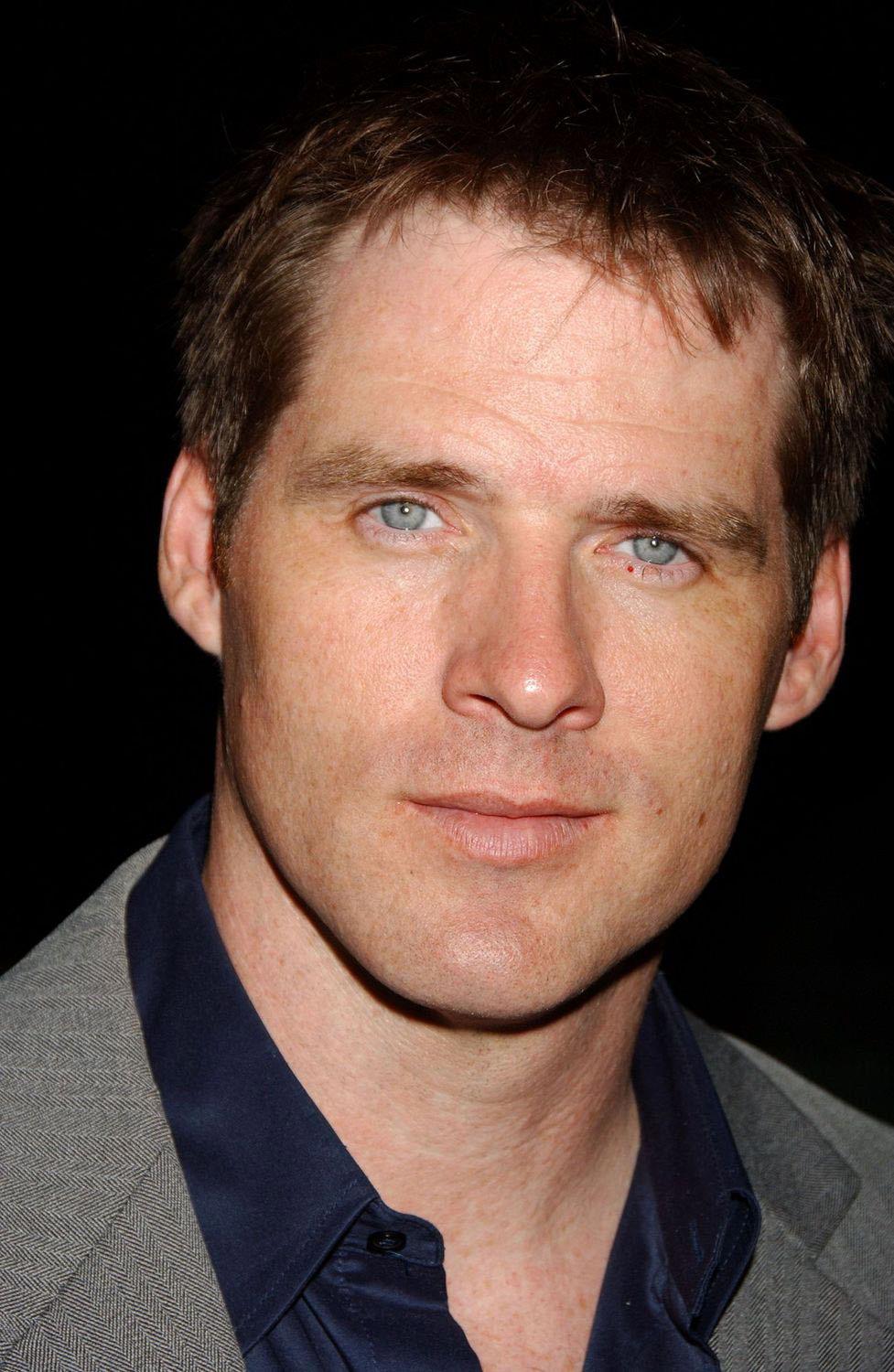 Happy Birthday to Ben Browder : 