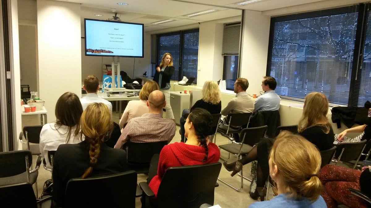 Presentatie  trainee @Mariskavanrijswijk 'dames op de werkvloer' #girlpower #mannelijketraineeszijnstil