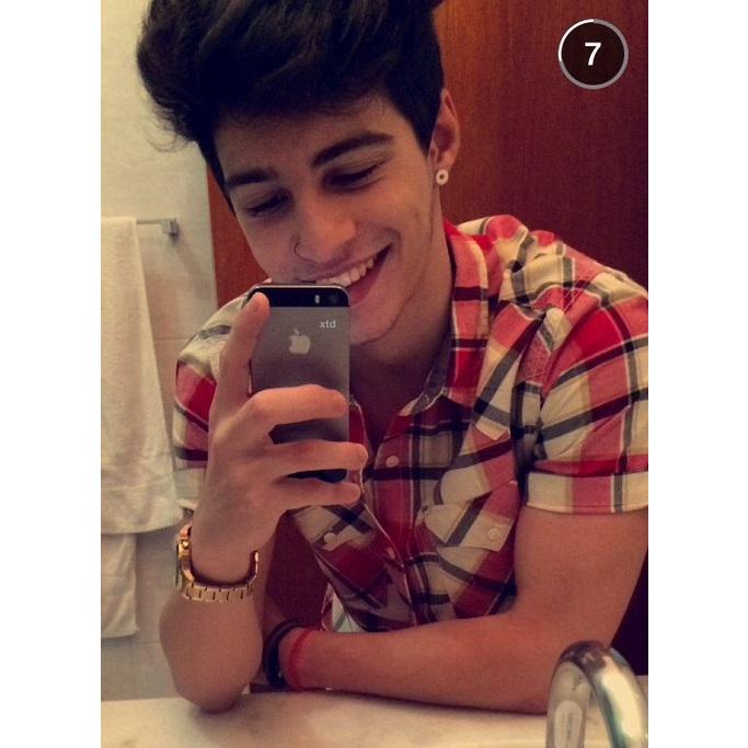 snapchatboys's tweet photo. Es el hombre mas sexy que eh visto, que parece que un gay lo diseño en su laboratorio http://t.co/Pmus07UxfR