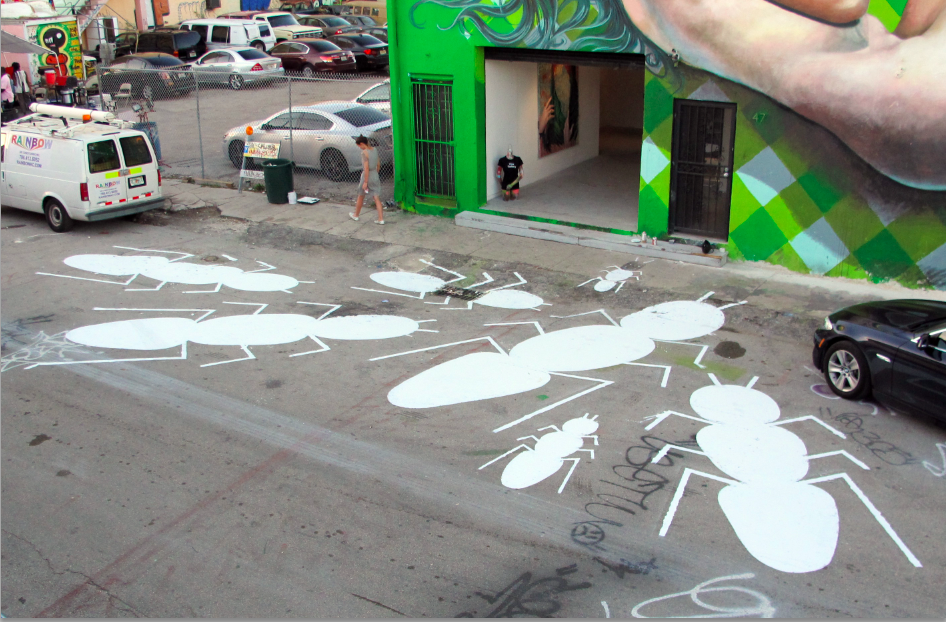 allcitycanvas's tweet photo. Massive ant invasion by Argentine #artist #Tecfase outside @ViceGallery1 in #Wynwood #Miami during #artbasel. Brutal! http://t.co/Zwcg7Mkfs3