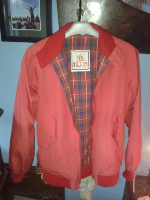 zakaTD's tweet photo. FOR SALE HARRINGTON BARACUTA MADE IN ENGLAND SIZE M KONDISI 90%  MINAT HUB 08972960856. http://t.co/0PfuxklWG3