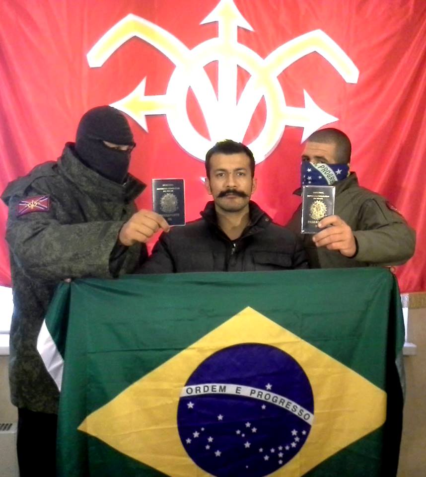 UnitContinental's tweet photo. Volontaires venant du #Brasil. ils vont se battre avec #unitecontinentale dans le #Donbass http://t.co/eyjGgHGsjD