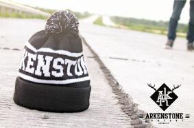 (Sudah tersedia kembali) Pom Beanie warna hitam ARKENSTONE. IDR 80k