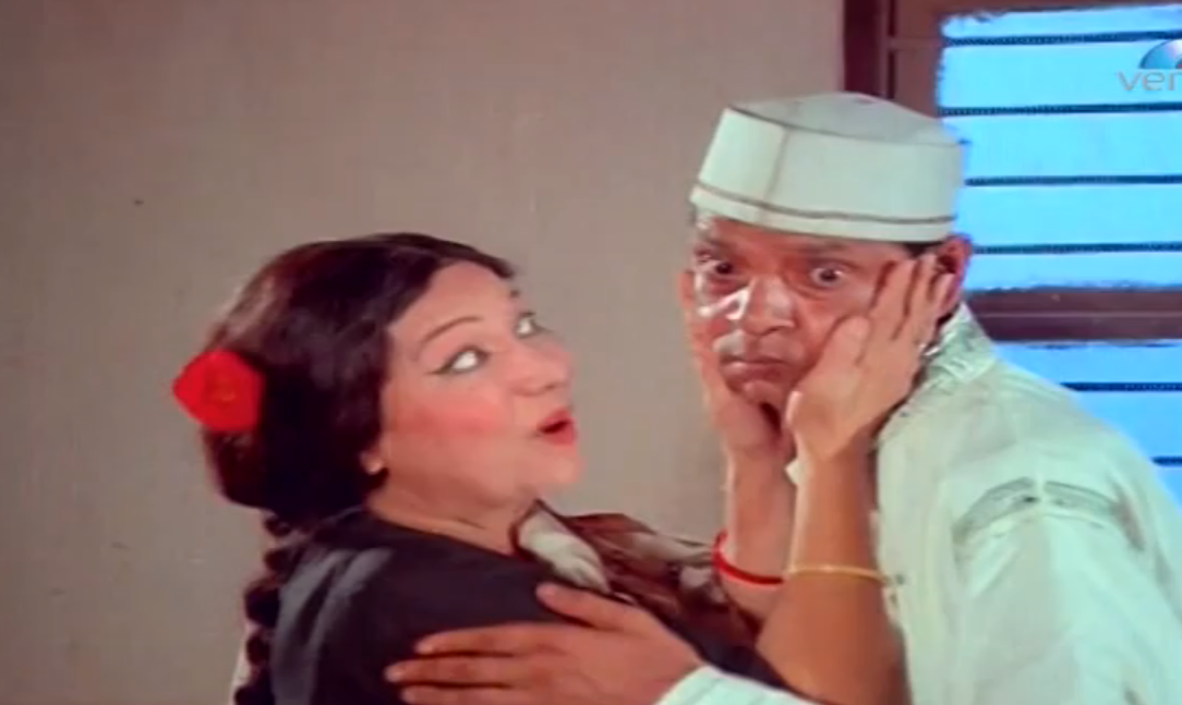 senaditi's tweet photo. Evil mastermind damages crops with mutant locusts, then sells grains that contain Viagra. Genius! #Wardaat http://t.co/bKatzJ0Coc