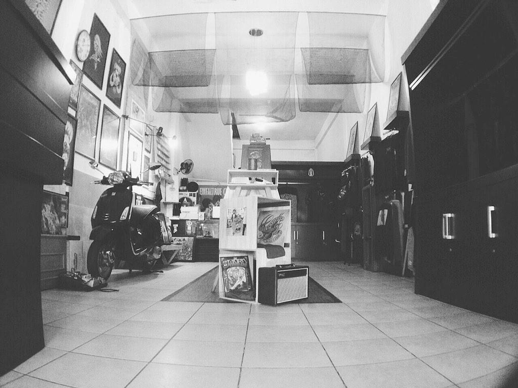 EIƝFALTRUE CULTR. tweet media