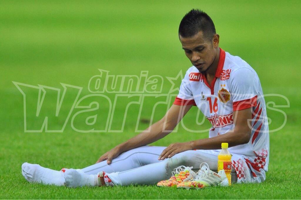 mekmasssss's tweet photo. ore nyo biaso sajo, xlapa pitih xlapa harto, sekali main luar biaso, itu lah Piya captain kito #Piya #MapaaBeraBera http://t.co/dDEWzQCYHK