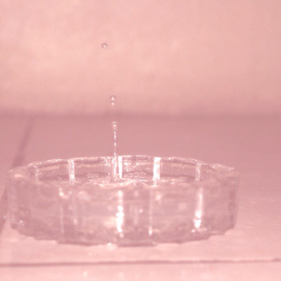 ph_wall1's tweet photo. "قطرات الماء" للمصور :  وائل الزهراني

شاهدوها على الموقع

http://t.co/kgAkJDaRSC 

#حائط #تصوير #صورة http://t.co/NDCpso70ZU
