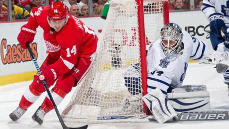 "<a href="/hockeynight/">Hockey Night in Canada</a>: Reimer steals shootout win for Leafs in Detroit cbc.sh/4K5aEhN "
@81_RB_DE