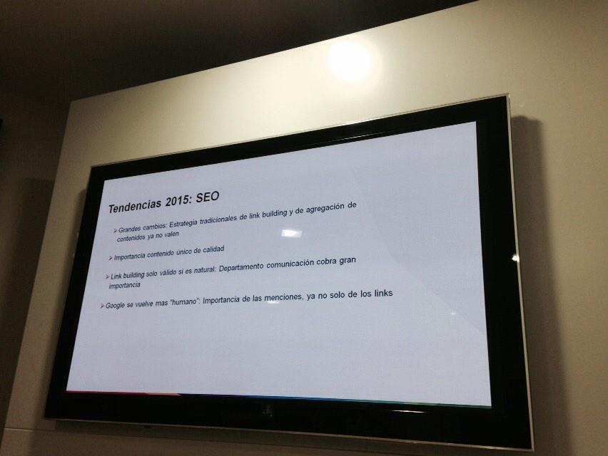 fcliment's tweet photo. @andermichelena de @ticketbis nos habla de tendencias en linkbuilding para 2015 #ecomdiryge http://t.co/BlAIG7vQky