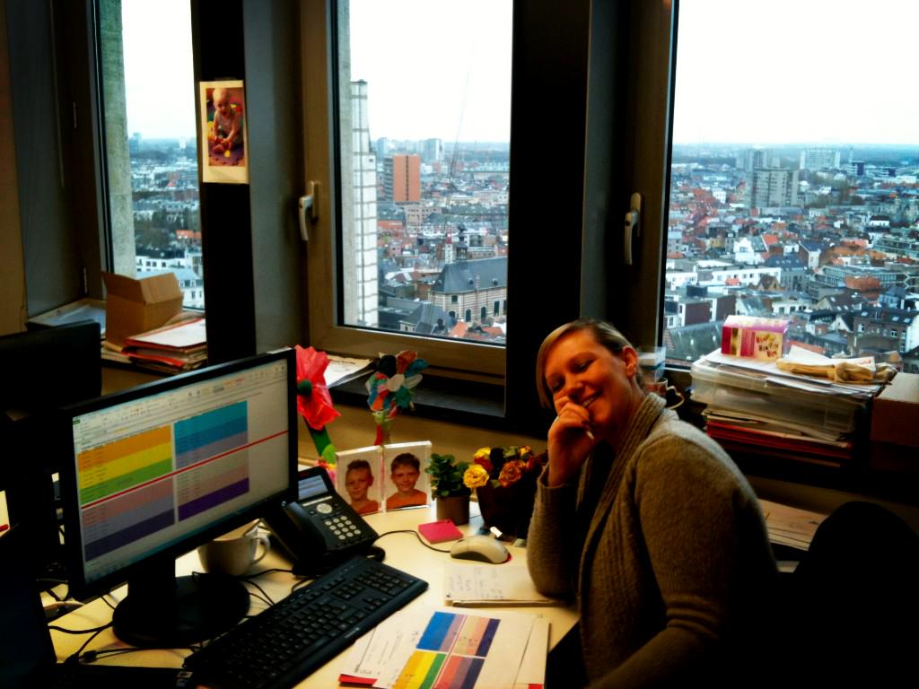 LUytterschaut's tweet photo. Preparing pitchday for 45 startups tomorrow. @startitkbc @StartupsBe #be_tech #pitchday http://t.co/D4Q4chwbkj