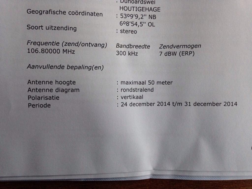 StationPch's tweet photo. Bij weer zo ver van de 24 set weer on air via de 106.80 met de 29 mooi.vinyl wedstrijd met fijn platen dus komt alle http://t.co/kVYAq02r2v