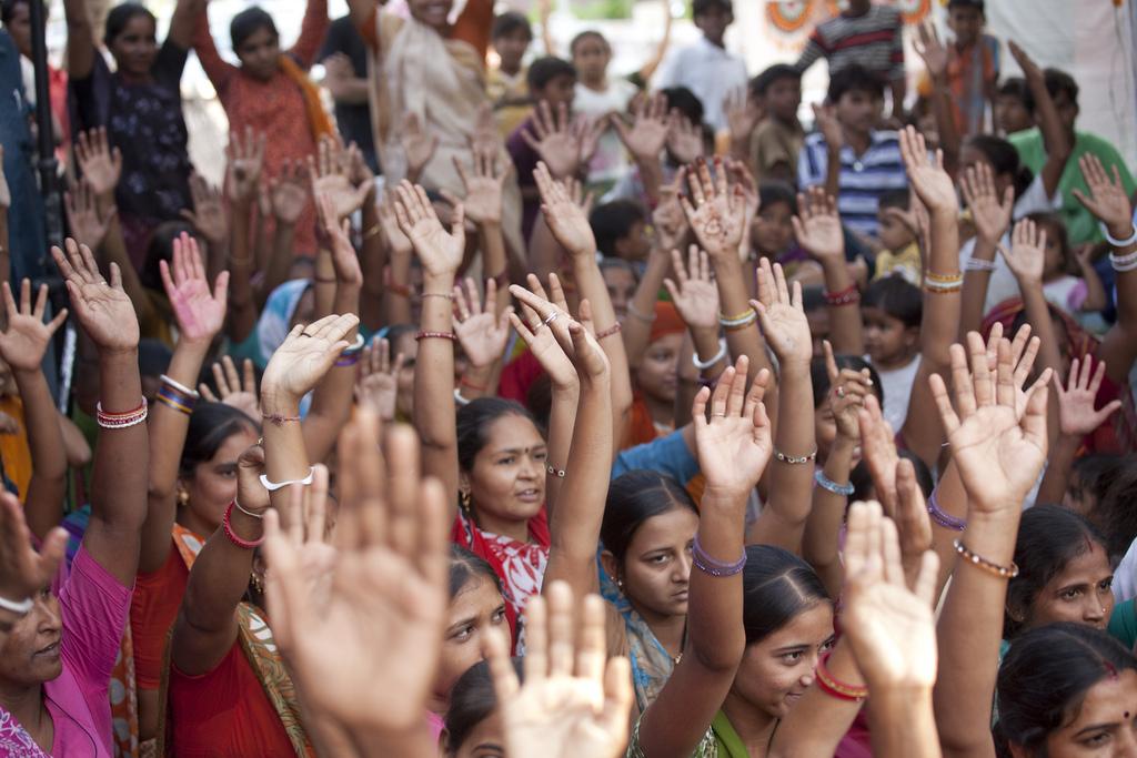 HEbeyond2015's tweet photo. 'Different meanings of social responsibility' | Read our newest submission on #HEbeyond2015 | https://t.co/x4NF46DdFS http://t.co/sfFpNtlaB5