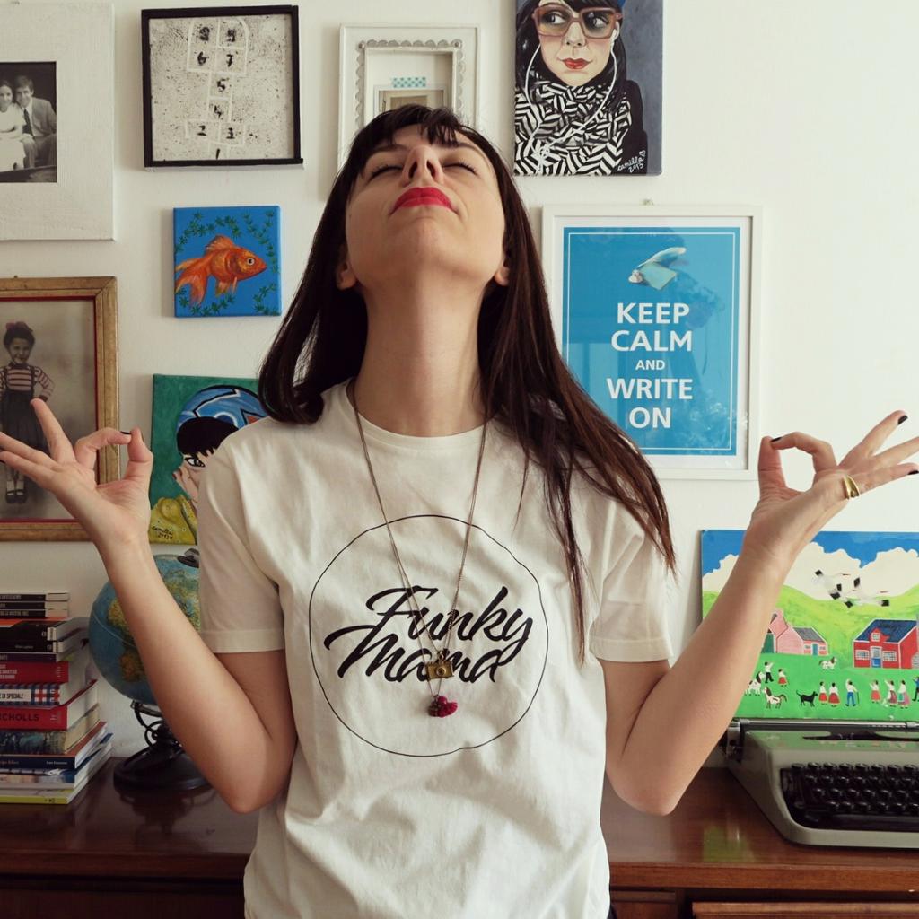 zeldawasawriter's tweet photo. Buongiorno! Anche io sono una #funkymama... Quanto meno "de jure".
#funkytee #creamatoo http://t.co/PChuXLsC2M