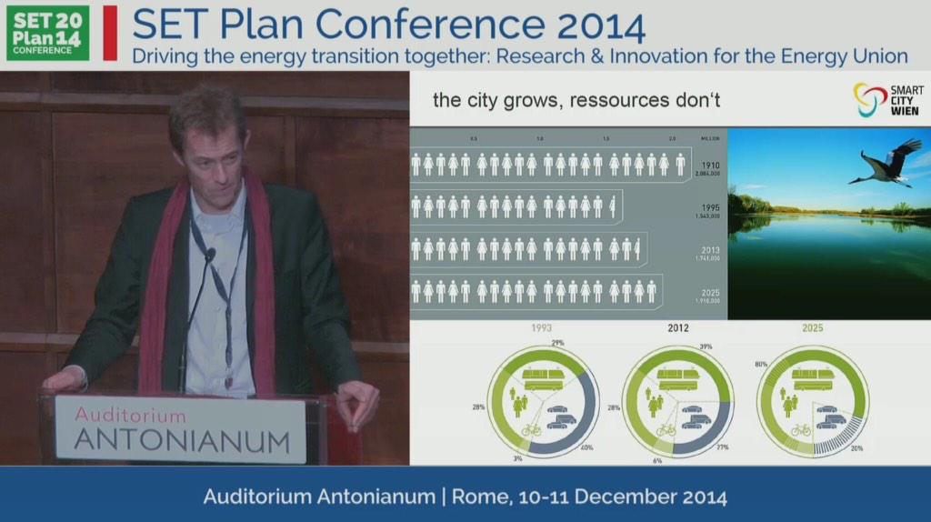 smartcityWien's tweet photo. RT @AuditoriumA: Thomas Madreiter an holistic approach was pursed to make #Wien #Vienna a #SmartCity #setplan2014 http://t.co/DRv1im0Y8d
