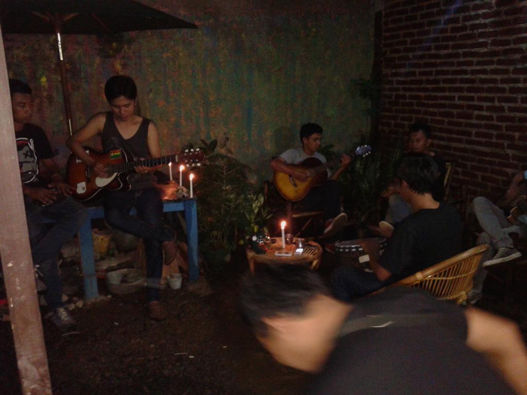 yobEAGGER_BAND's tweet photo. K http://t.co/rgWTlFp2Kn