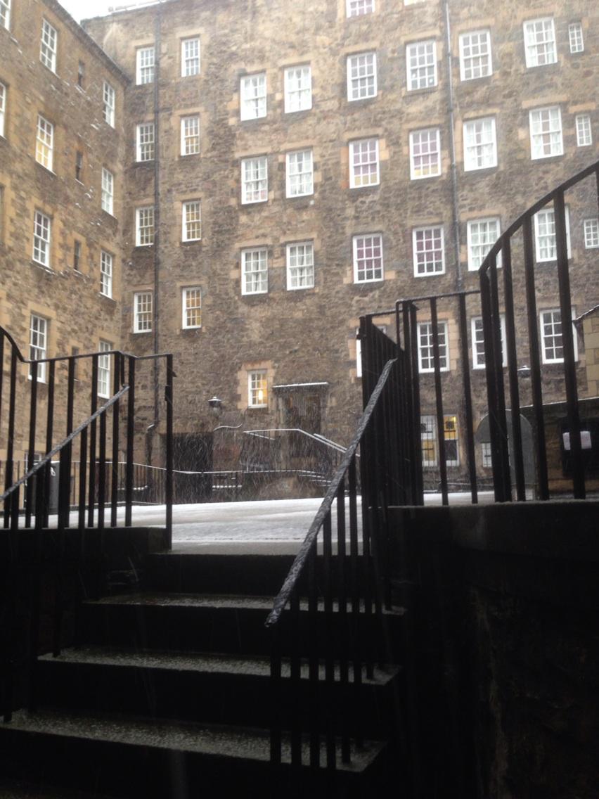 debbiem2480's tweet photo. Like a scene from Charles Dickens !! http://t.co/o0LwVQHCbL