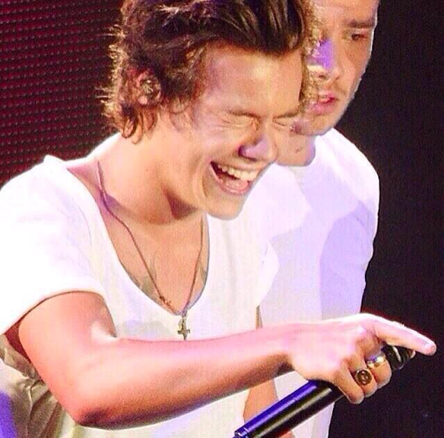 v_1134's tweet photo. Harryの誕生日までに　201 RT　集めたいと思ってます💕💭👈👏

#Dirさん見たら強制RT
#RTした人絶対ふぉろーする！
#ふぉろば1000%!!!

#MTVStars One Direction http://t.co/wnefKIyxpN
