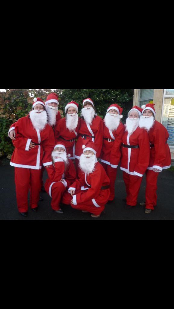 Katie_Chappelle's tweet image. #tbt festive fun with @nicolaljenkins, @KatherineWD and the rest of the @WEPR team