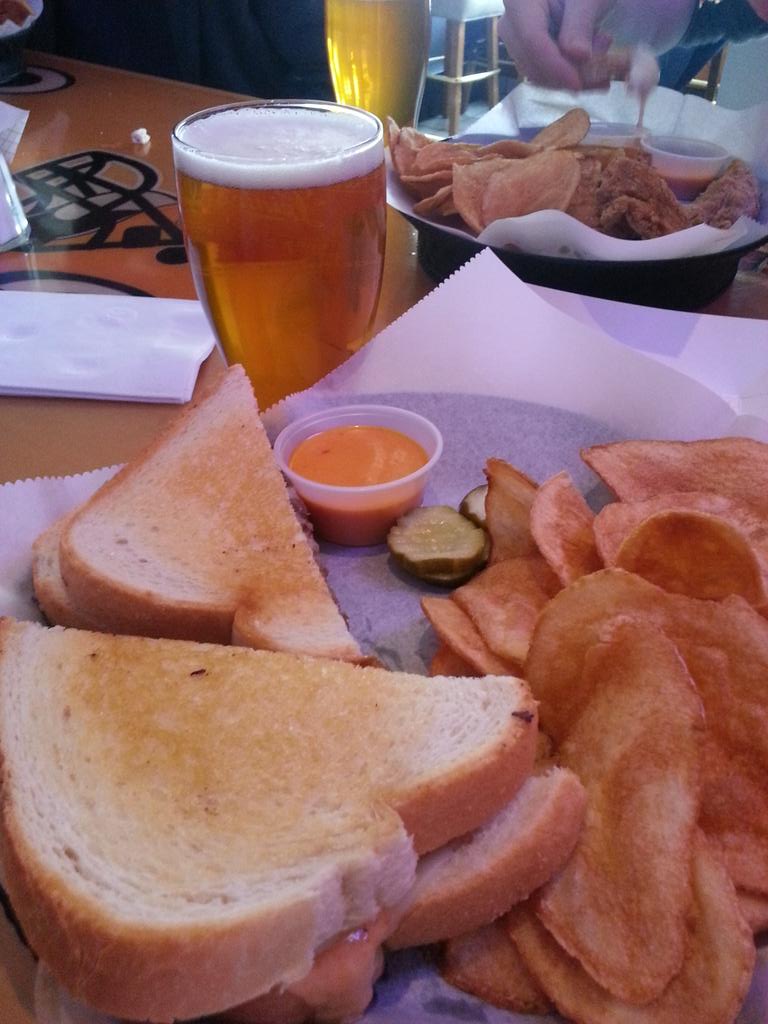 GHeileman's tweet image. Last Supper @Sloopyslax Sloopy's @TGBrews