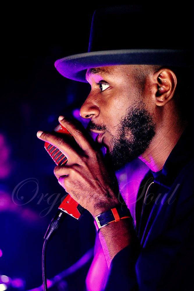 Happy Birthday from Organic Soul Rapper-actor, Yasiin Bey a.k.a Mos Def is 41 
 