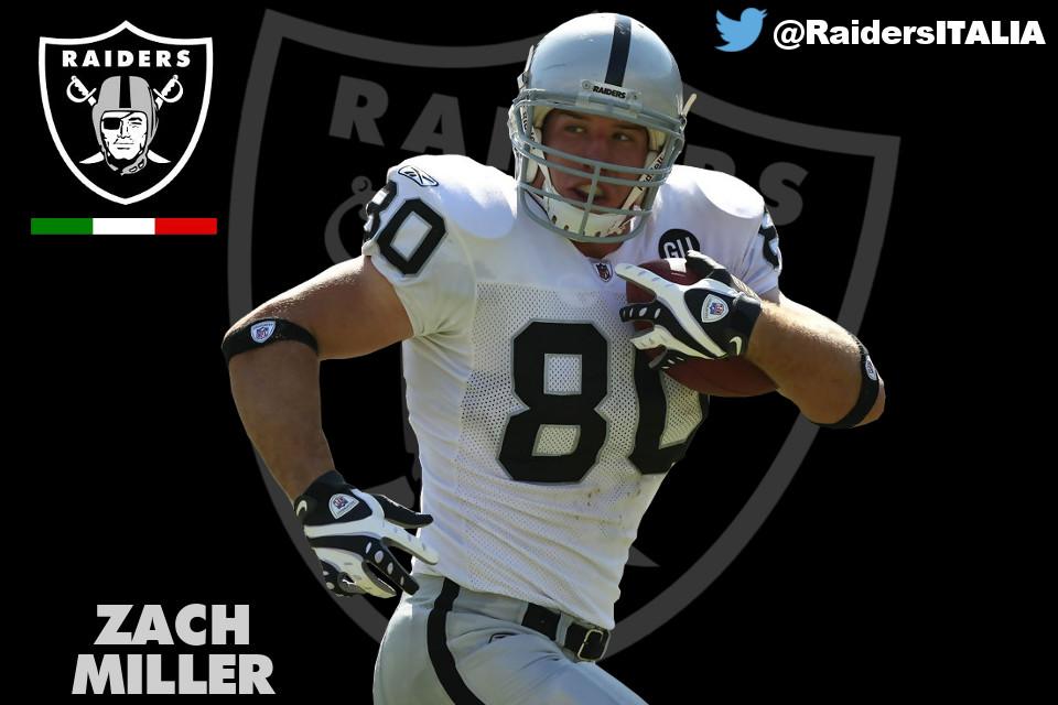 Happy birthday to former TE Zach Miller ( [2007-2010]... TANTI AUGURI! 