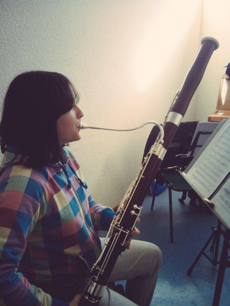 MaartaAG's tweet photo. Ya quisierais vosotros tener un fagot tan guay como el de @Inespecosa! #creandotendencia #personaje #únicaensuespecie http://t.co/WQ0Ahvf8Nl