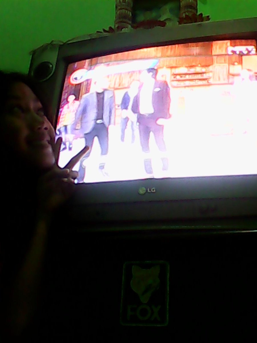 Tiffany_fioca's tweet image. @netmediatama sorry gk jlas,tiaphari nnton Ini talk show seru bgt aplgi ad kak wendy mkin seru #IniTalkshowNETmanager