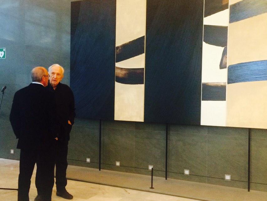 srichard's tweet photo. Ému de dévoiler un polyptyque de P.Soulages issu de la #collectionhistorique d'@orange, en présence de l'artiste! http://t.co/29QlydBiNg