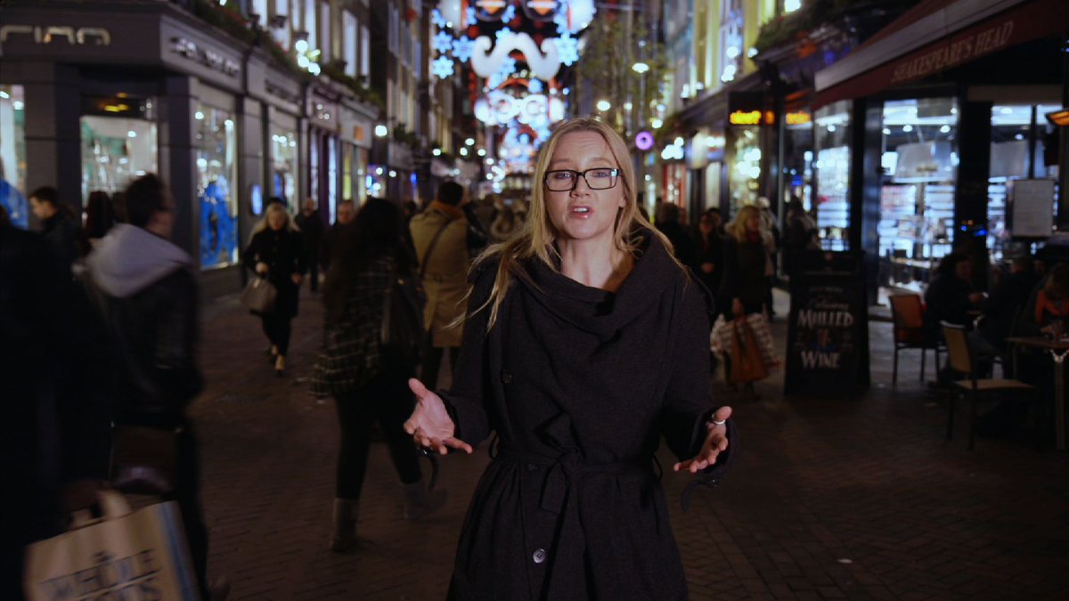BBCClick's tweet image. #webscape Christmas retail special @KateRussell tries tools to help the holiday shop bbc.in/1GgYr4Z #BBCClick