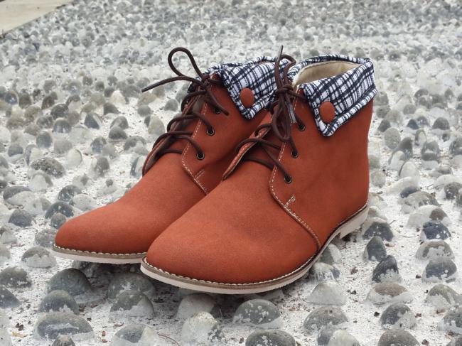 LapakSepatuID_'s tweet image. Follow @LapakSepatuID | MM Middle Red Boots | Harga IDR 185.000 | inisepatumurah.com/sepatu/mm-shoe… | #IniTalkshowNETmanager