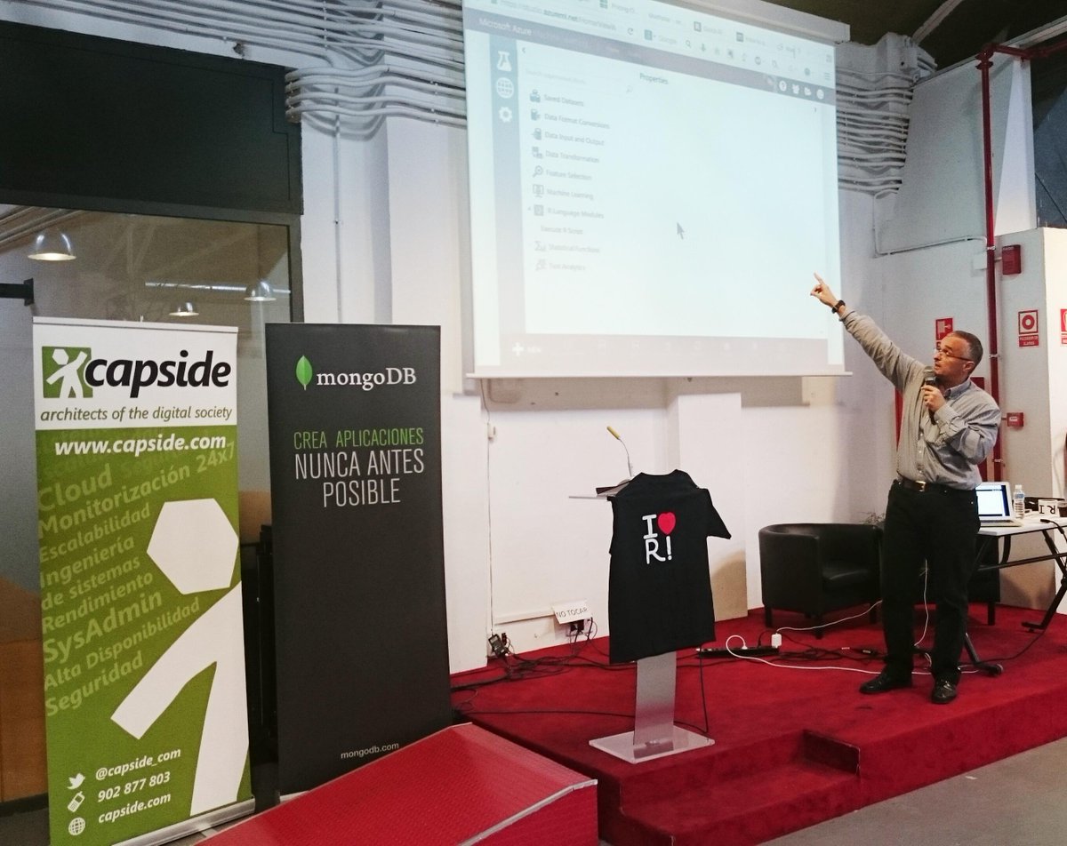 capside's tweet image. Modelos predictivos y #MachineLearning con R en @Azure con Carlos Ortega de @R_Hisp en #DevOSSAzureDays