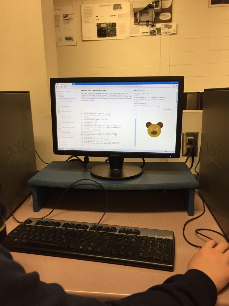 MrShayDotCA's tweet image. #BeyondTheHourOfCode EXT10 students @EasternShoreDHS getting deep into learning java @HRSB_Official