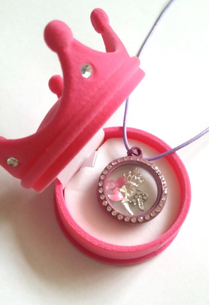 PopItInALocket's tweet image. 