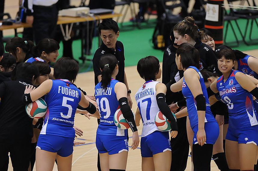 border0519's tweet photo. <2015 Emperor Empress Cup>pick up
Day2-12/11
TORAY-PFU
#DORISJennifer #Sakashita #Yano http://t.co/phtEz6JBXZ