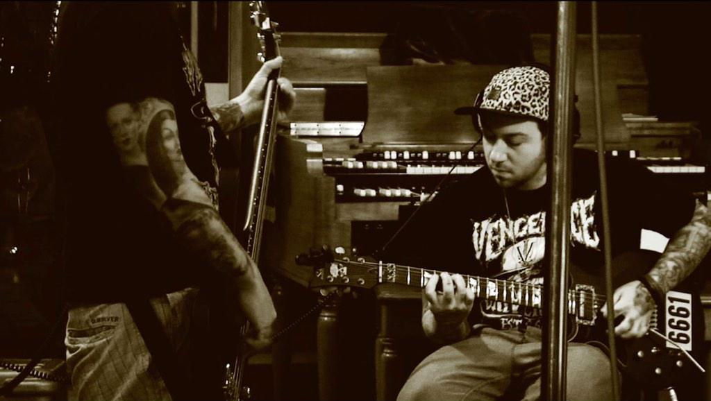 Happy 33rd birthday Zacky Vengeance 