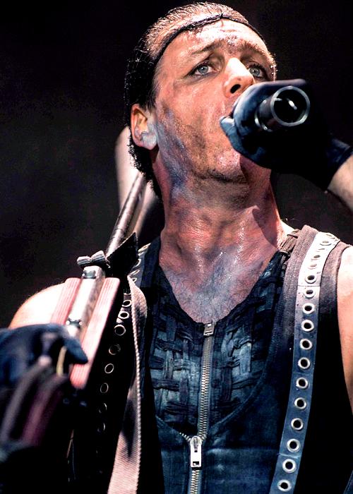 rammstein_live's tweet photo. http://t.co/gaELrZgwqz