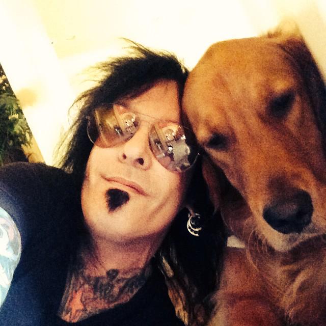 (^^)/ Happy Birthday  Nikki Sixx!!!!! 