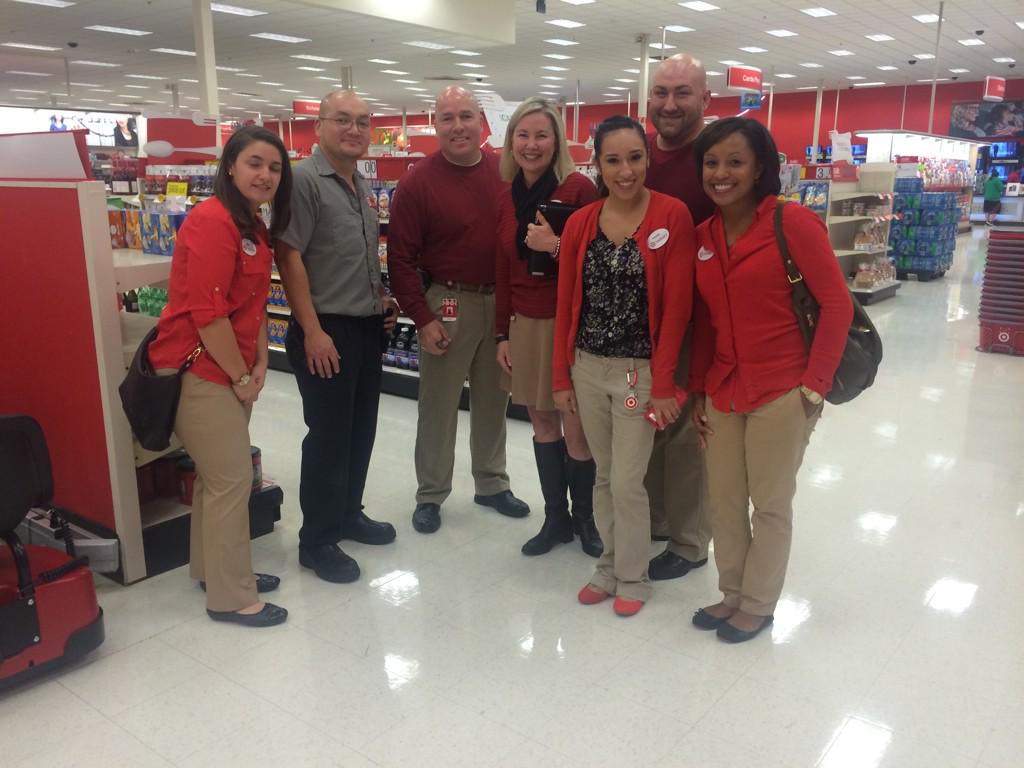 jjmartinez01's tweet image. #FMMobility HQ Team in #G391 sharing great insights that empower our SFTs! @JennJS2 @JohnLeisen @taylorlyons00