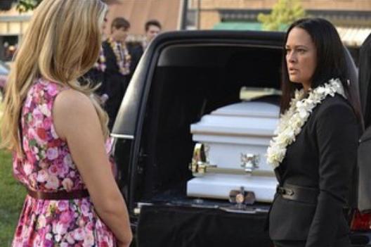 DouxVillanelle's tweet image. Is it just me or does Emily look like she feels bad for Alison. #EmisonFeels 😍