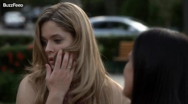 DouxVillanelle's tweet image. Is it just me or does Emily look like she feels bad for Alison. #EmisonFeels 😍