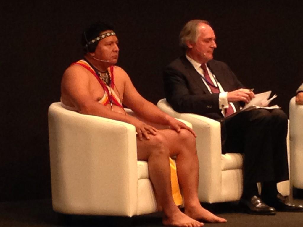 UNEP's tweet image. RT @PavanSukhdev: @GlobalLF -2 most vital parties 4 REDD+ success -Community &amp;amp; Biz; Chief Mezua-Salazar &amp;amp; Paul Polman