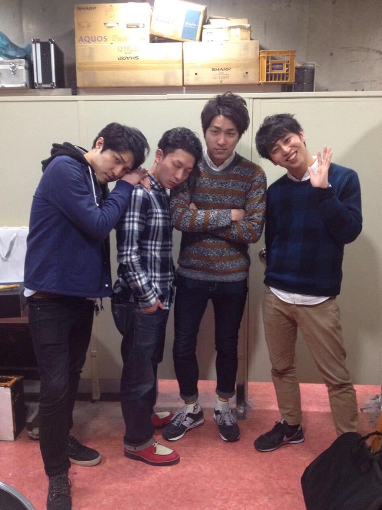 Shimasahead's tweet photo. ニューヨークヤンキースお越しいただいた方々有難うございました！ストロングスタイルでたぎりました！
終わりで阿佐ヶ谷ロフト「ダイタク・ニューヨークのちょっといいすか！？」打ち合わせでした！皆様是非！
今はダイタク拓さんとU・TA・GE☆ http://t.co/SQtgzaJq5D