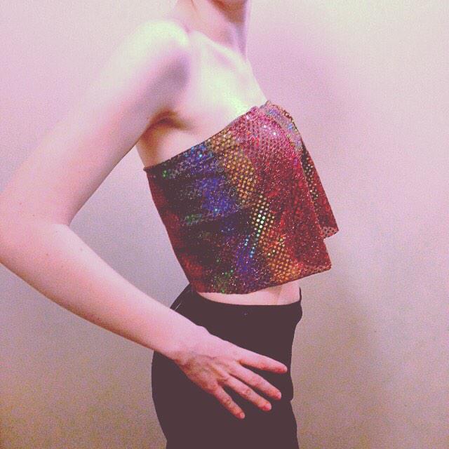 JessTextiles's tweet photo. Made a Brazilian inspired top from scratch, the material is so nice! #wsa #fashion #colourful http://t.co/2tVK0rH3rZ