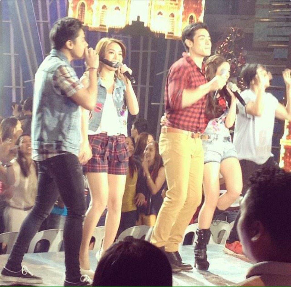 BossKathNiel's tweet photo. “@karlangel_rocks: KimXi and KathNiel on #asapglow opening! #latepost asapofficial http://t.co/0GpbJ1r9Pq” http://t.co/FZVIcz9mPW