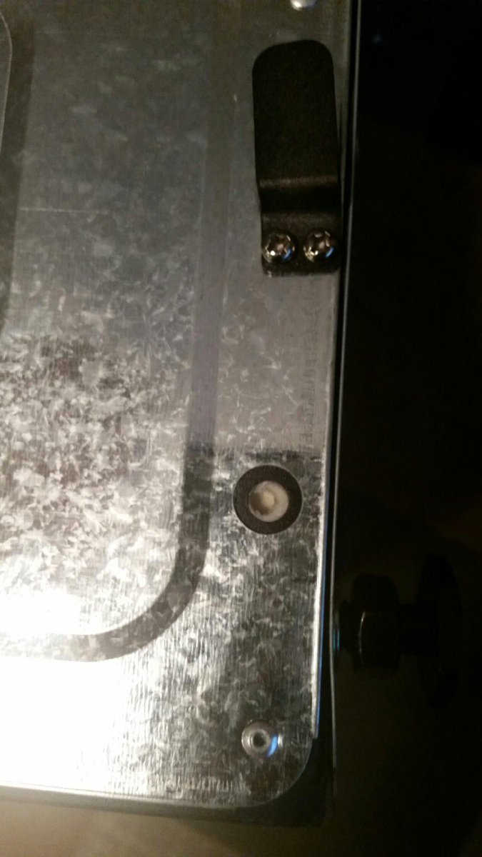 sam_n_virginia's tweet image. .@Masterbuilt #DadgumGoodTips would be to produce a quality product!!#poorworkmanship #defective #donotbuythisproduct