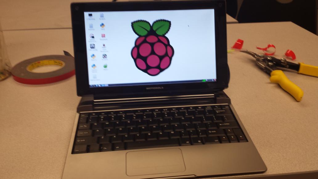 FRC2144's tweet photo. .#RaspberryPi laptop made with motorola atrix lapdock #GeekingOut #CSEdWeek #omgrobots http://t.co/o2D4H50Isp