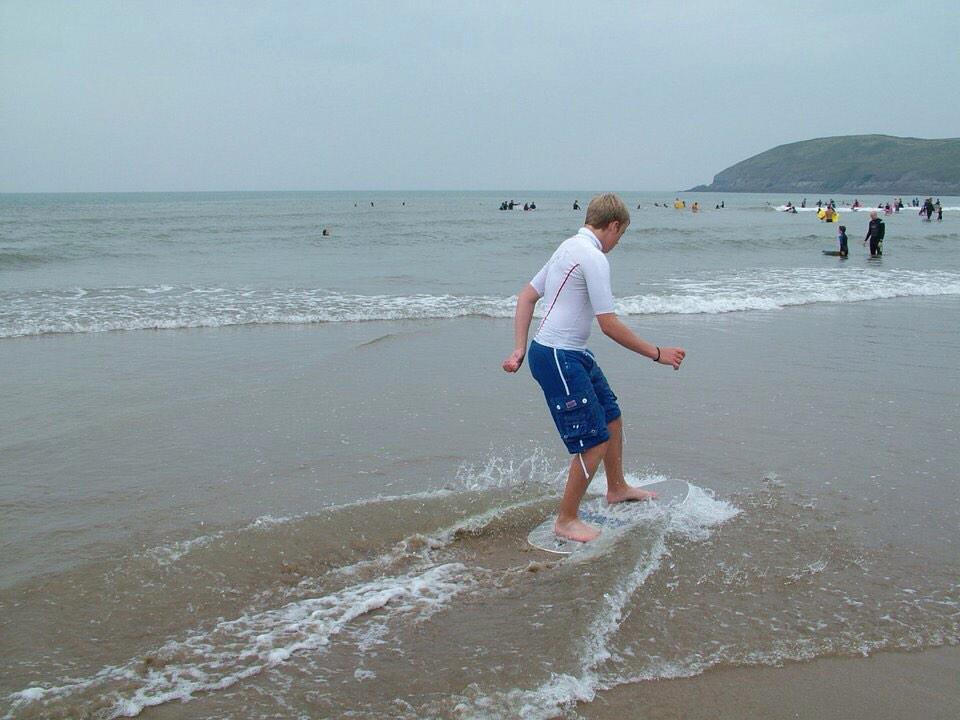 ReactsSmith's tweet image. Sliding into your girls DM's like